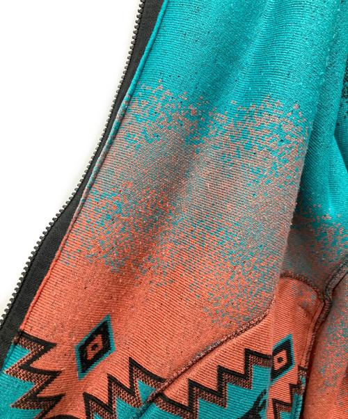 MAZMANIA（マズマニア）MAZMANIA (マズマニア) 総柄フリースジャケット ブラック サイズ:Mの古着・服飾アイテム