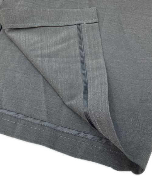 allureville（アルアバイル）allureville (アルアバイル) トロストレッチウエストタックワンピース チャコールグレー サイズ:1の古着・服飾アイテム