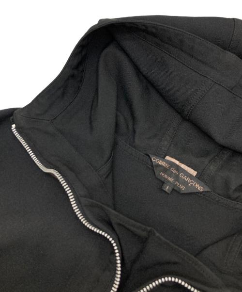 COMME des GARCONS HOMME PLUS（コムデギャルソンオムプリュス）COMME des GARCONS HOMME PLUS (コムデギャルソンオムプリュス) 再構築 バック刺繍 フーデットロングプルオーバー ブラック サイズ:Sの古着・服飾アイテム