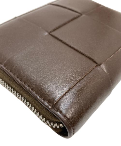 BOTTEGA VENETA（ボッテガベネタ）BOTTEGA VENETA (ボッテガベネタ) スモールカセットコンパクトウォレット ブラウンの古着・服飾アイテム