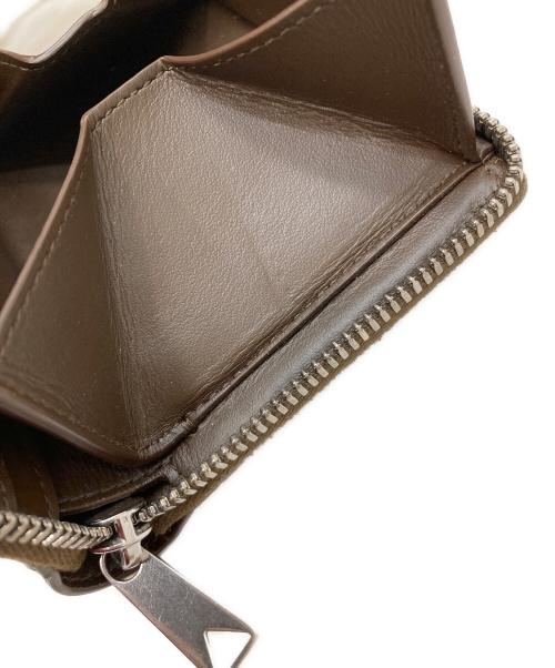 BOTTEGA VENETA（ボッテガベネタ）BOTTEGA VENETA (ボッテガベネタ) スモールカセットコンパクトウォレット ブラウンの古着・服飾アイテム