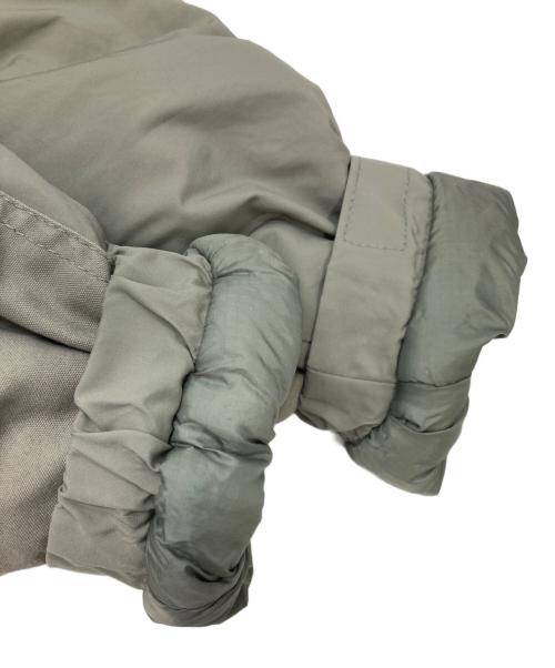 ECWCS（エクワックス）ECWCS (エクワックス) GEN III LEVEL7 グレー サイズ:XLの古着・服飾アイテム