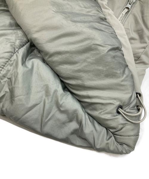 ECWCS（エクワックス）ECWCS (エクワックス) GEN III LEVEL7 グレー サイズ:XLの古着・服飾アイテム