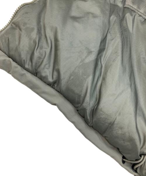 ECWCS（エクワックス）ECWCS (エクワックス) GEN III LEVEL7 グレー サイズ:XLの古着・服飾アイテム