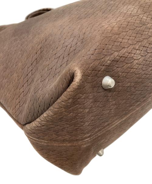 M.U.L（エムユーエル）M.U.L (エムユーエル) メッシュ型押しベントトート ブラウンの古着・服飾アイテム