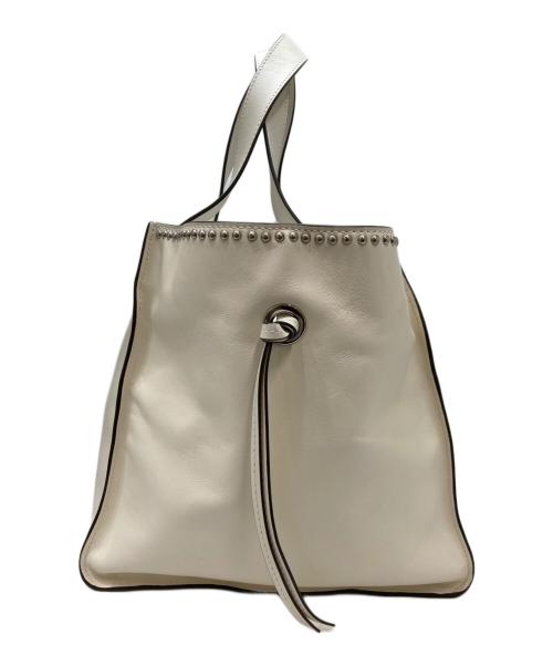 J&M DAVIDSON（ジェイ＆エム デヴィッドソン）J&M DAVIDSON (ジェイ＆エム デヴィッドソン) スタッズトートバッグ ホワイトの古着・服飾アイテム