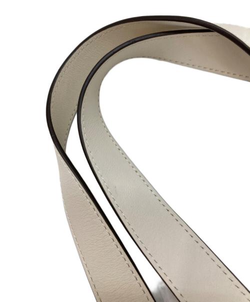 J&M DAVIDSON（ジェイ＆エム デヴィッドソン）J&M DAVIDSON (ジェイ＆エム デヴィッドソン) スタッズトートバッグ ホワイトの古着・服飾アイテム