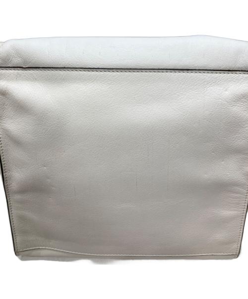 J&M DAVIDSON（ジェイ＆エム デヴィッドソン）J&M DAVIDSON (ジェイ＆エム デヴィッドソン) スタッズトートバッグ ホワイトの古着・服飾アイテム