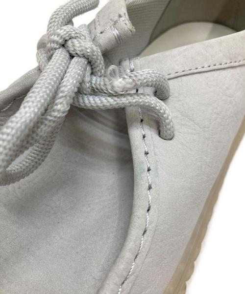 CLARKS（クラークス）CLARKS (クラークス) Torhill Lo グレー サイズ:27.5の古着・服飾アイテム