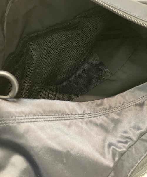 Y-3（ワイスリー）Y-3 (ワイスリー) SNEAKER BAG / ワンショルダーバッグ ブラックの古着・服飾アイテム