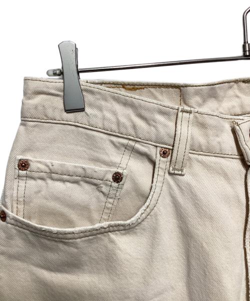 LEVI'S（リーバイス）LEVI'S (リーバイス) 550デニムパンツ アイボリー サイズ:W33 L30の古着・服飾アイテム
