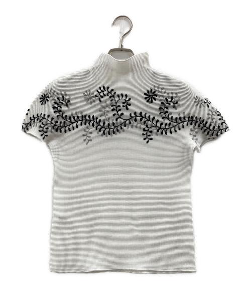 me ISSEY MIYAKE（ミーイッセイ ミヤケ）me ISSEY MIYAKE (ミーイッセイ ミヤケ) ハイネックプリーツカットソー ホワイト サイズ:－の古着・服飾アイテム
