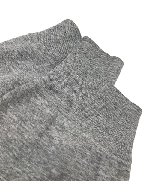 KITH（キス）KITH (キス) Calvin Klein Jeans (カルバンクラインジーンズ) VINTAGE SWEAT COLLECTION グレー サイズ:Mの古着・服飾アイテム