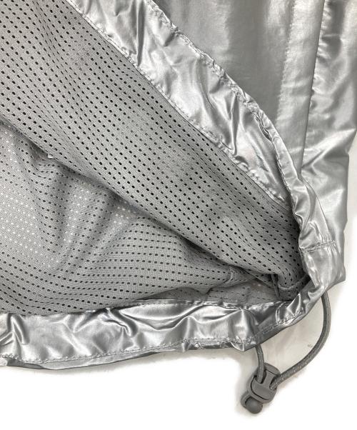 adidas（アディダス）adidas (アディダス) エキップメント メタリック ウインドブレーカー シルバー サイズ:Mの古着・服飾アイテム