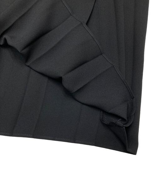 ADORE（アドーア）ADORE (アドーア) ハーフプリーツニットワンピース ブラック サイズ:38の古着・服飾アイテム