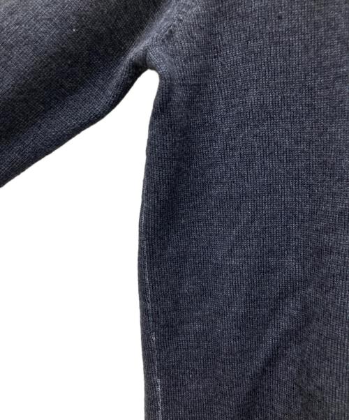 Cruciani（クルチアーニ）Cruciani (クルチアーニ) 27ゲージ×9ゲージウールソリッドタートルネックニット ネイビー サイズ:44の古着・服飾アイテム