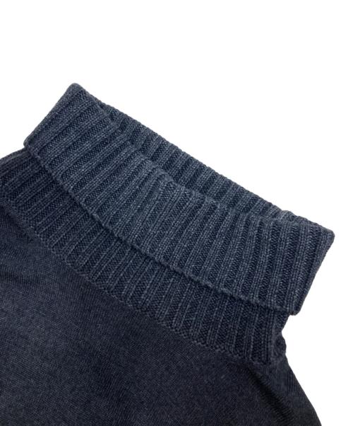 Cruciani（クルチアーニ）Cruciani (クルチアーニ) 27ゲージ×9ゲージウールソリッドタートルネックニット ネイビー サイズ:44の古着・服飾アイテム