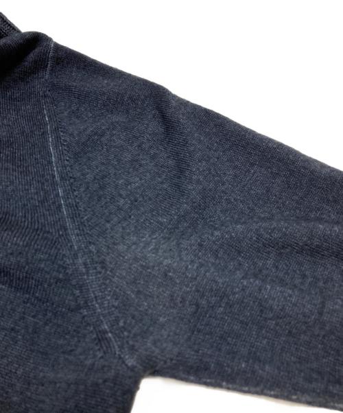 Cruciani（クルチアーニ）Cruciani (クルチアーニ) 27ゲージ×9ゲージウールソリッドタートルネックニット ネイビー サイズ:44の古着・服飾アイテム