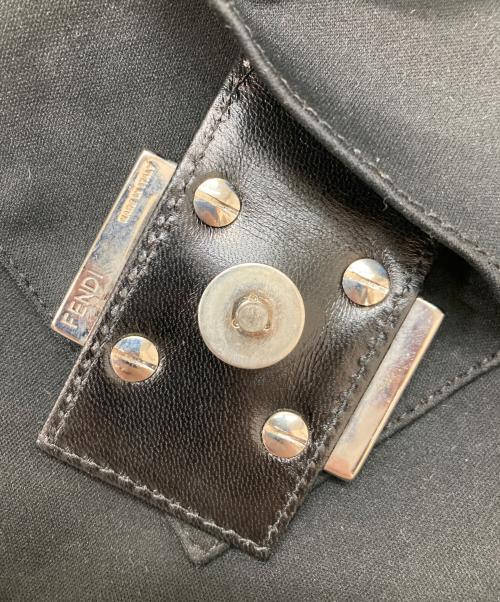 FENDI（フェンディ）FENDI (フェンディ) ワンショルダーバッグ ブラックの古着・服飾アイテム