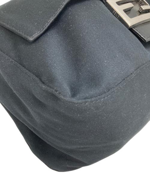 FENDI（フェンディ）FENDI (フェンディ) ワンショルダーバッグ ブラックの古着・服飾アイテム