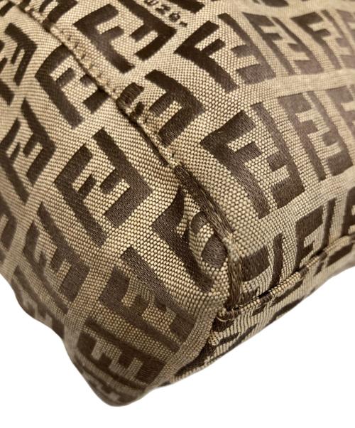 FENDI（フェンディ）FENDI (フェンディ) ズッカ柄キャンパスハンドバッグ ベージュの古着・服飾アイテム