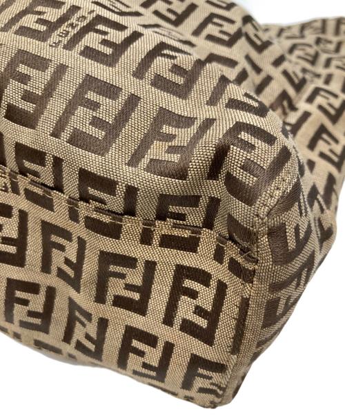 FENDI（フェンディ）FENDI (フェンディ) ズッカ柄キャンパスハンドバッグ ベージュの古着・服飾アイテム