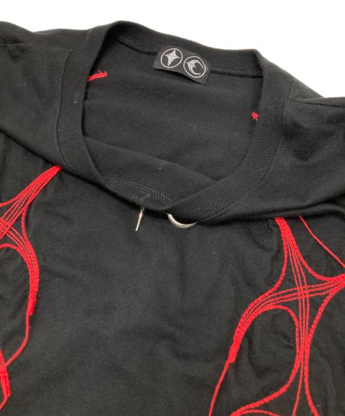 THUG CLUB（サグ クラブ）THUG CLUB (サグ クラブ) フリンジトライバル パターン ロングスリーブ Tシャツ ブラック サイズ:3の古着・服飾アイテム