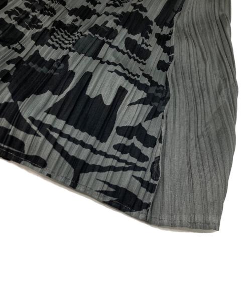 PLEATS PLEASE（プリーツプリーズ）PLEATS PLEASE (プリーツプリーズ) 柄切替ロングスカート カーキ サイズ:5の古着・服飾アイテム