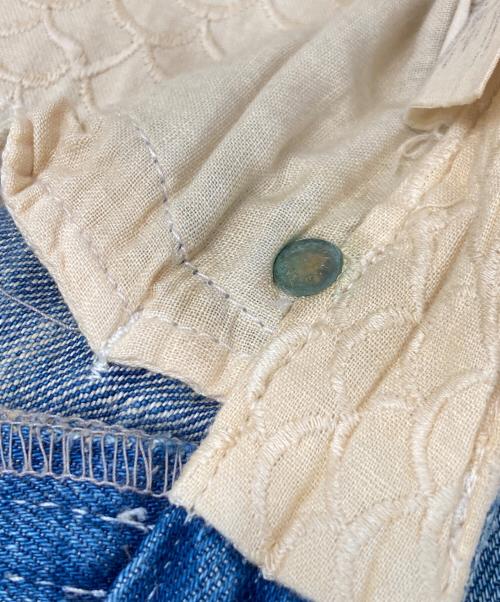 mina perhonen（ミナ ペルホネン）mina perhonen (ミナ ペルホネン) ダメージ加工デニムパンツ インディゴ サイズ:38の古着・服飾アイテム