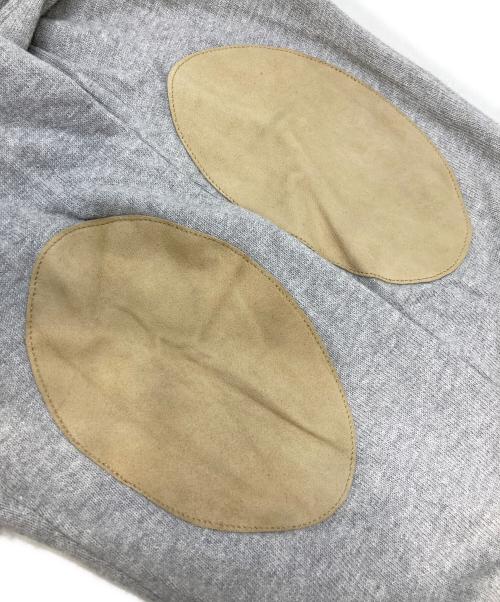 Maison Margiela 14（メゾンマルジェラ 14）Maison Margiela 14 (メゾンマルジェラ 14) エルボーパッチVネックニット グレー サイズ:Mの古着・服飾アイテム