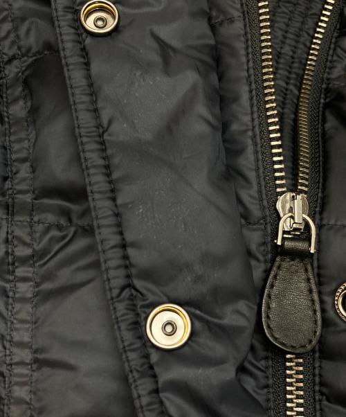 BURBERRY BRIT（バーバリーブリット）BURBERRY BRIT (バーバリーブリット) ダウンジャケット ネイビー サイズ:Mの古着・服飾アイテム