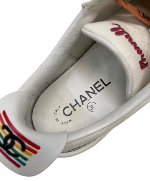 CHANEL（シャネル）CHANEL (シャネル) Pharrell Williams スニーカー ホワイト サイズ:37の古着・服飾アイテム