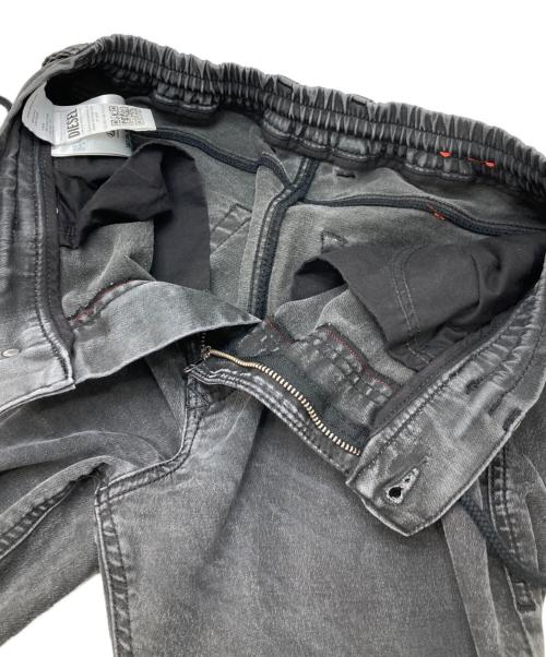 DIESEL（ディーゼル）DIESEL (ディーゼル) デニムパンツ グレー サイズ:W28 (実寸参照)の古着・服飾アイテム