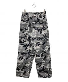 MARC JACOBS（マークジェイコブズ）の古着「Camo Oversized Jean」｜グレー