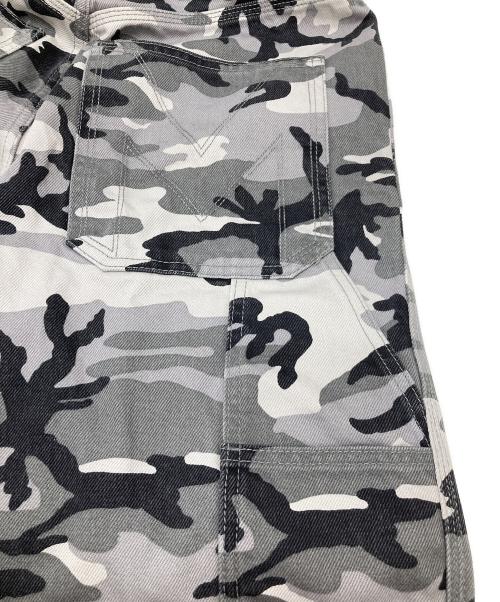 MARC JACOBS（マークジェイコブズ）MARC JACOBS (マークジェイコブズ) Camo Oversized Jean グレー サイズ:W23(実寸参照)の古着・服飾アイテム