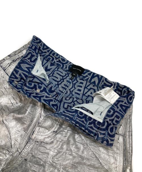 MARC JACOBS（マークジェイコブズ）MARC JACOBS (マークジェイコブズ) モノクロマチック モノグラム デニム オーバーサイズ ジーンズ シルバー サイズ:26の古着・服飾アイテム