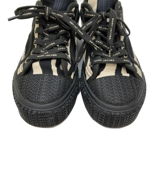 MARC JACOBS（マークジェイコブズ）MARC JACOBS (マークジェイコブズ) ゼブラ柄ローカットスニーカー ベージュ×ブラック サイズ:38の古着・服飾アイテム