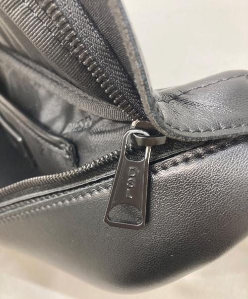 DIESEL（ディーゼル）DIESEL (ディーゼル) Holi-D-Belt bag ブラックの古着・服飾アイテム