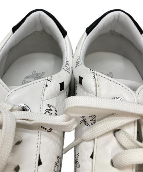 MCM（エムシーエム）MCM (エムシーエム) ロゴローカットスニーカー ホワイト サイズ:42の古着・服飾アイテム