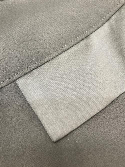 ritsuko karita（リツコカリタ）ritsuko karita (リツコカリタ) satin tuck slacks ネイビーの古着・服飾アイテム