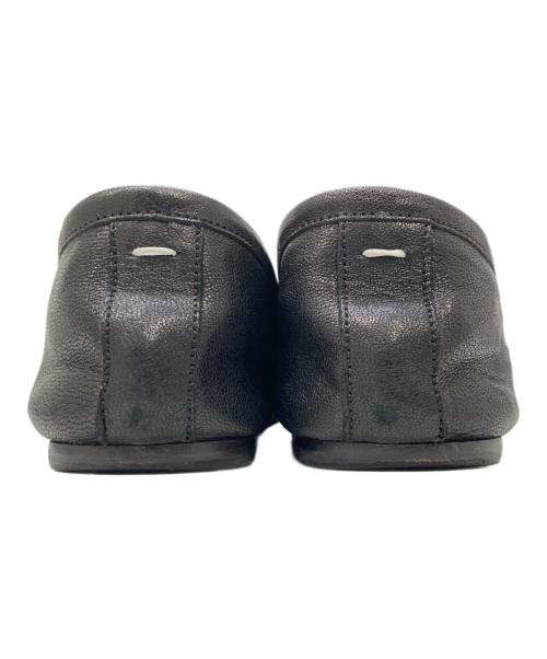 Maison Margiela 22（メゾンマルジェラ）Maison Margiela 22 (メゾンマルジェラ) タビバレリーナフラットシューズ ブラック サイズ:37の古着・服飾アイテム