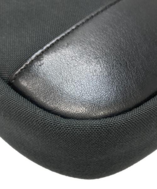 Saint Laurent Paris（サンローランパリ）Saint Laurent Paris (サンローランパリ) リビングトンショルダーバッグ オリーブの古着・服飾アイテム