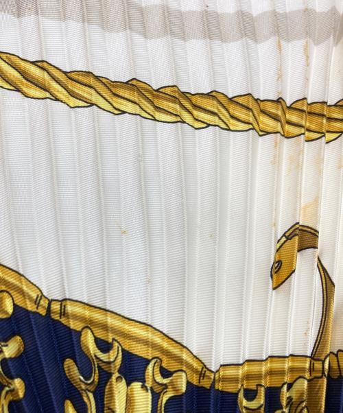 HERMES（エルメス）HERMES (エルメス) プリーツスカーフ ネイビーの古着・服飾アイテム