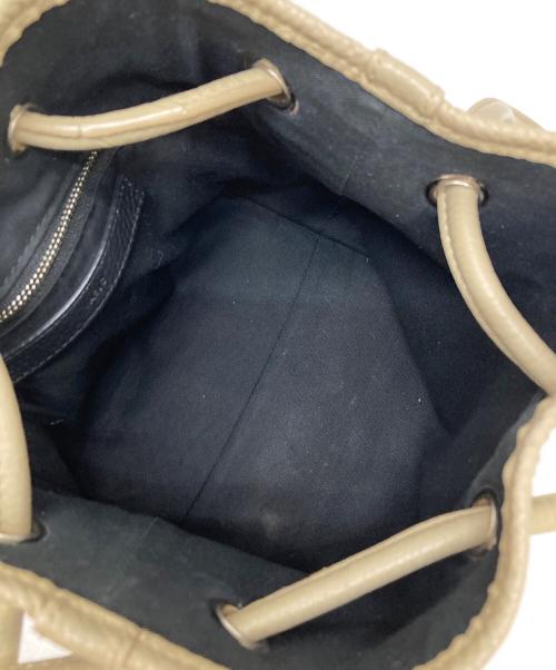 VASIC（ヴァジック）VASIC (ヴァジック) Bond Mini ハンドバッグ ベージュの古着・服飾アイテム