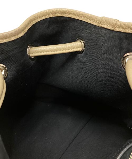 VASIC（ヴァジック）VASIC (ヴァジック) Bond Mini ハンドバッグ ベージュの古着・服飾アイテム