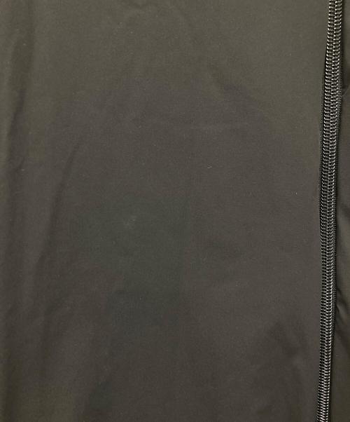 HERNO（ヘルノ）HERNO (ヘルノ) リバーシブルボアパーカー ブラック サイズ:46の古着・服飾アイテム
