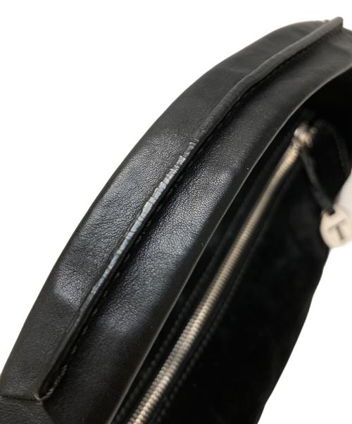 TOD'S（トッズ）TOD'S (トッズ) スエード切替ワンハンドバッグ ブラックの古着・服飾アイテム