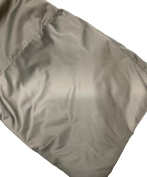 自由区（ジユウク）自由区 (ジユウク) ブライトダウンテントライン ダウンコート グレー サイズ:40の古着・服飾アイテム
