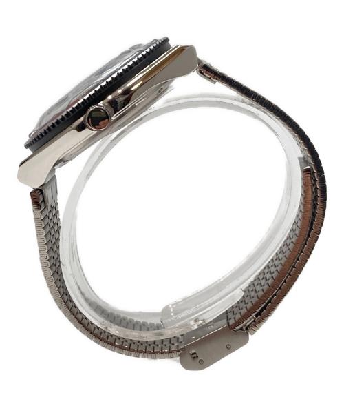 TIMEX（タイメックス）TIMEX (タイメックス) Q TIMEX ブラック×レッド 未使用品の古着・服飾アイテム