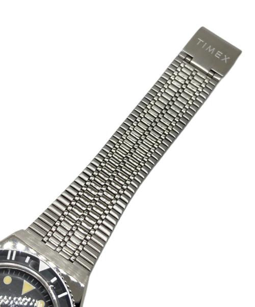 TIMEX（タイメックス）TIMEX (タイメックス) Q TIMEX ブラック×レッド 未使用品の古着・服飾アイテム